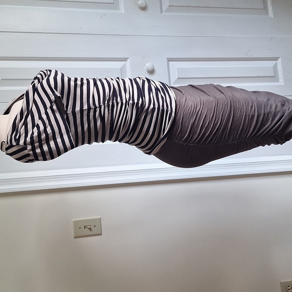 INC Petites Top and Skirt Set Size Small - Picture 3 of 8